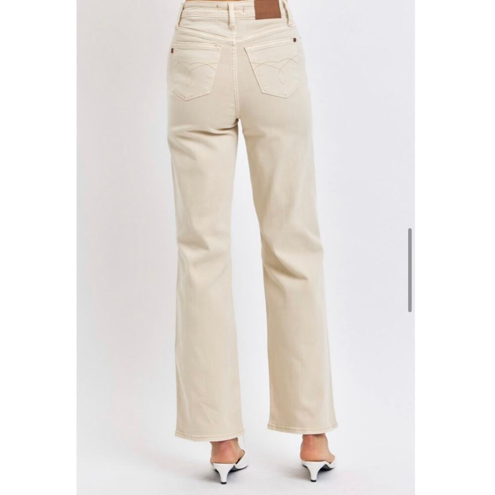 Nwt Judy Blue High Waist Distressed Straight Leg Jean Size 13/31 — image 4 of 5